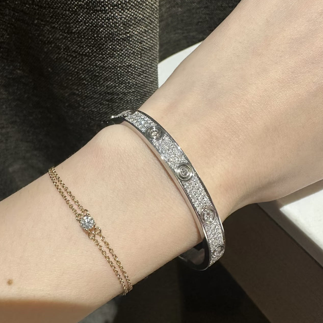 Niche Jewelry Craftsmanship V High-quality goods CNC Fully Engraved tian Full Diamond Bracelet with Clasp for Women