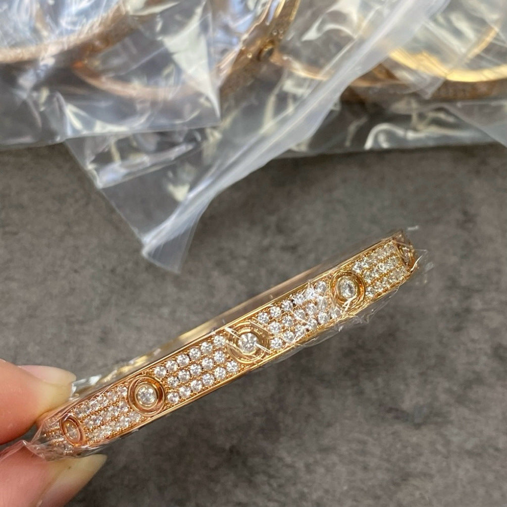 Niche Jewelry Craftsmanship V High-quality goods CNC Fully Engraved tian Full Diamond Bracelet with Clasp for Women