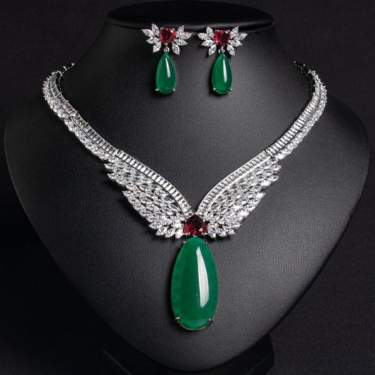 French medieval luxury zircon necklace and earrings set for women ins Angel Wings Imitation Chalcedony Hot-Selling Jewelry